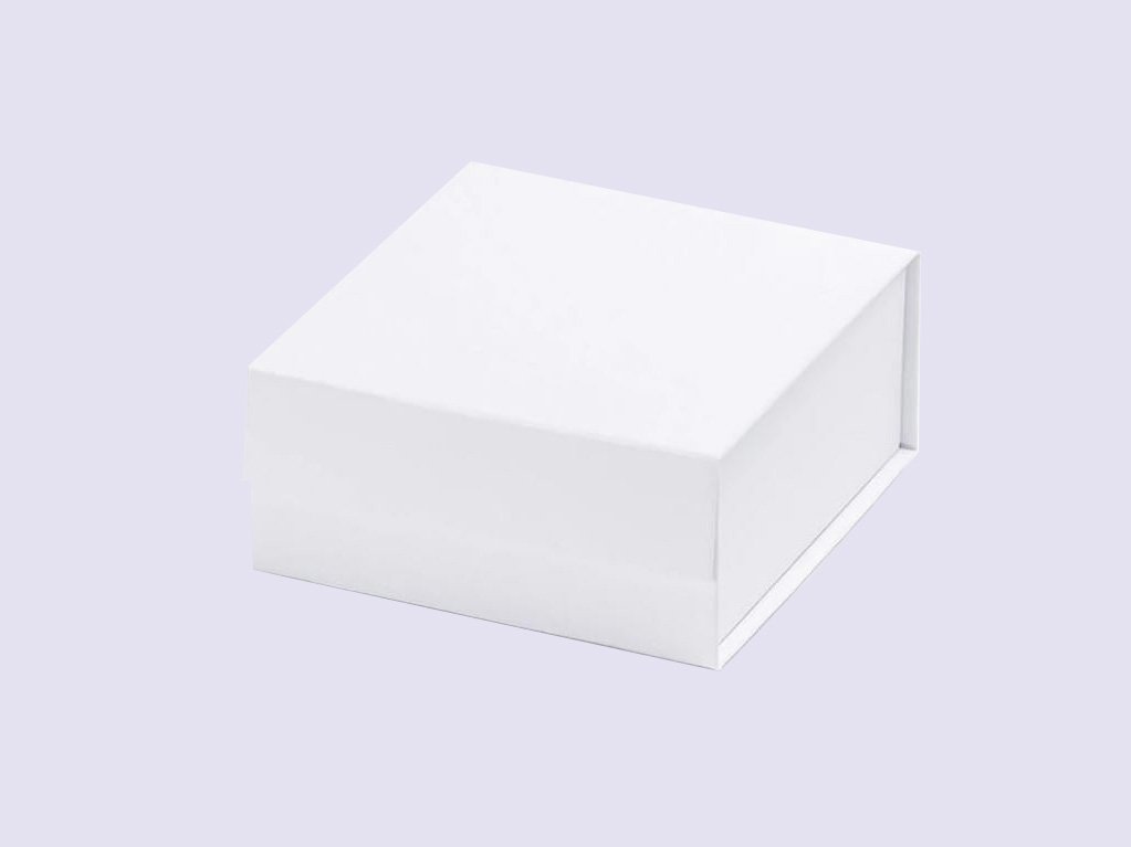 White Small Gift Boxes no ribbon