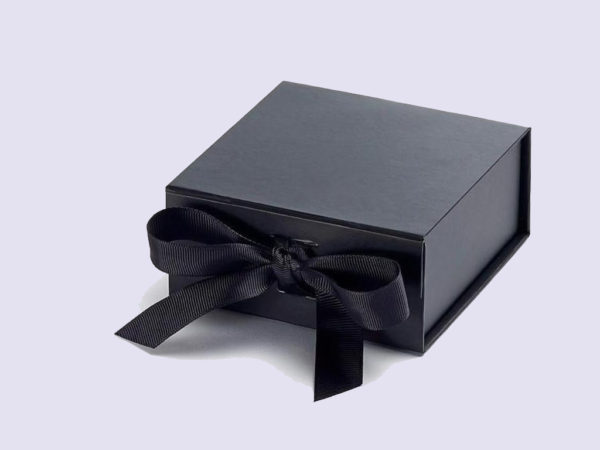 Black Small Gift Boxes with fixed grosgrain ribbon
