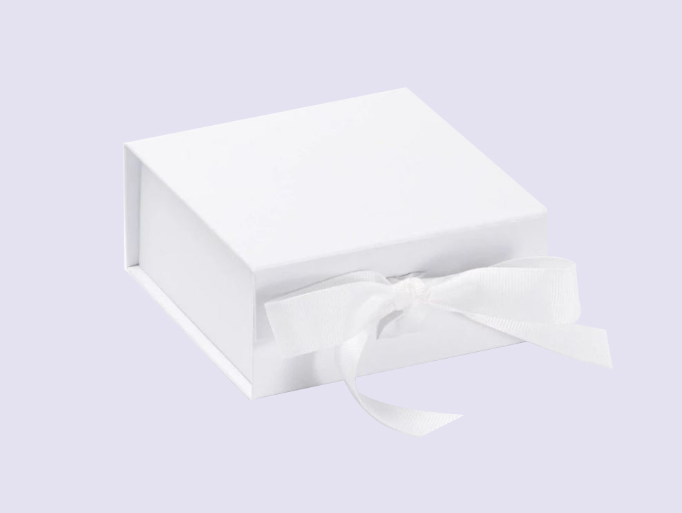 White Small Gift Boxes with fixed grosgrain ribbon