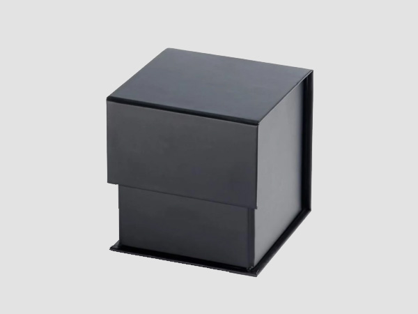 Black Large Cube Gift Boxes no ribbon