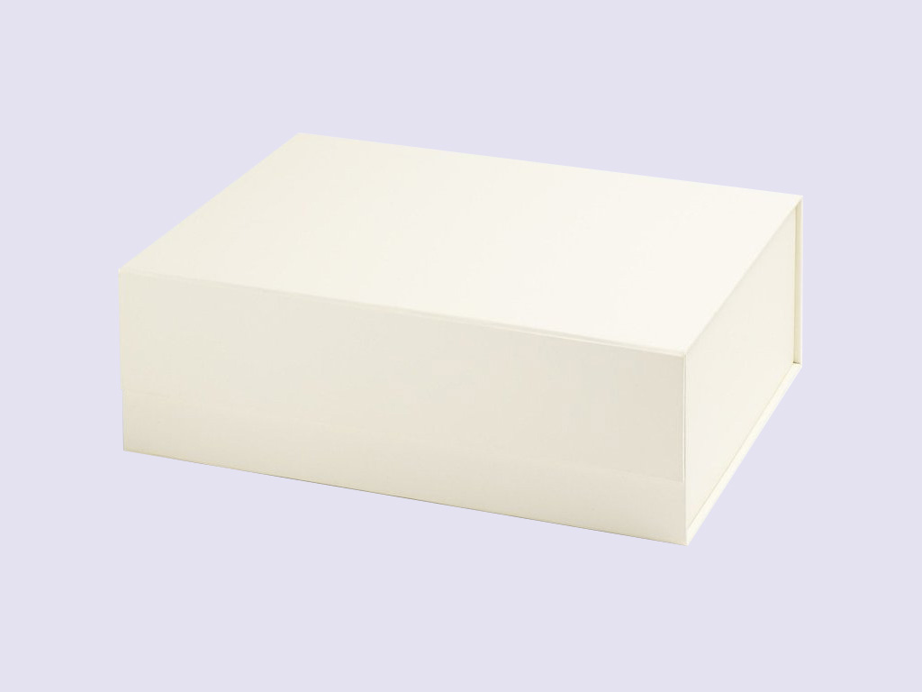 Ivory A4 Deep Gift Boxes no ribbon
